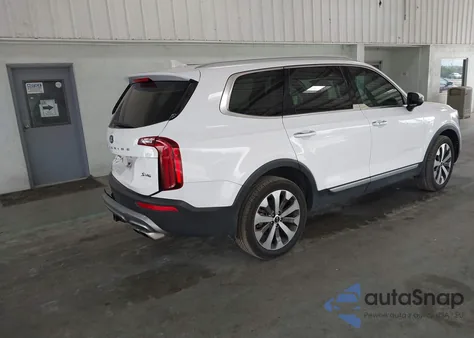 2021 Kia Telluride S z USA, uszkodzony, nr VIN 5XYP6DHCXMG183944